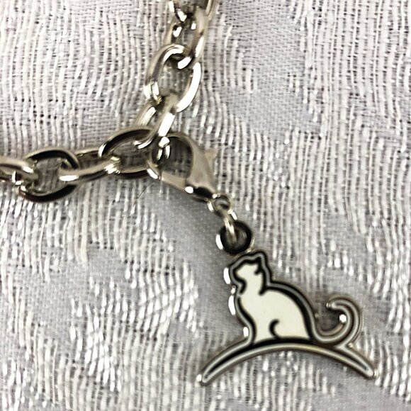 Arm & Hammer Chain Bracelet with A&H Cat & Kitty Krew Sitting White Cat Charms - Picture 5 of 11
